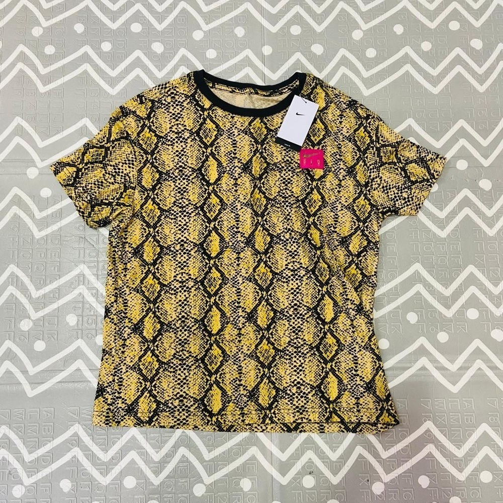 Rare Nike animal print snake leopard jersey shirt